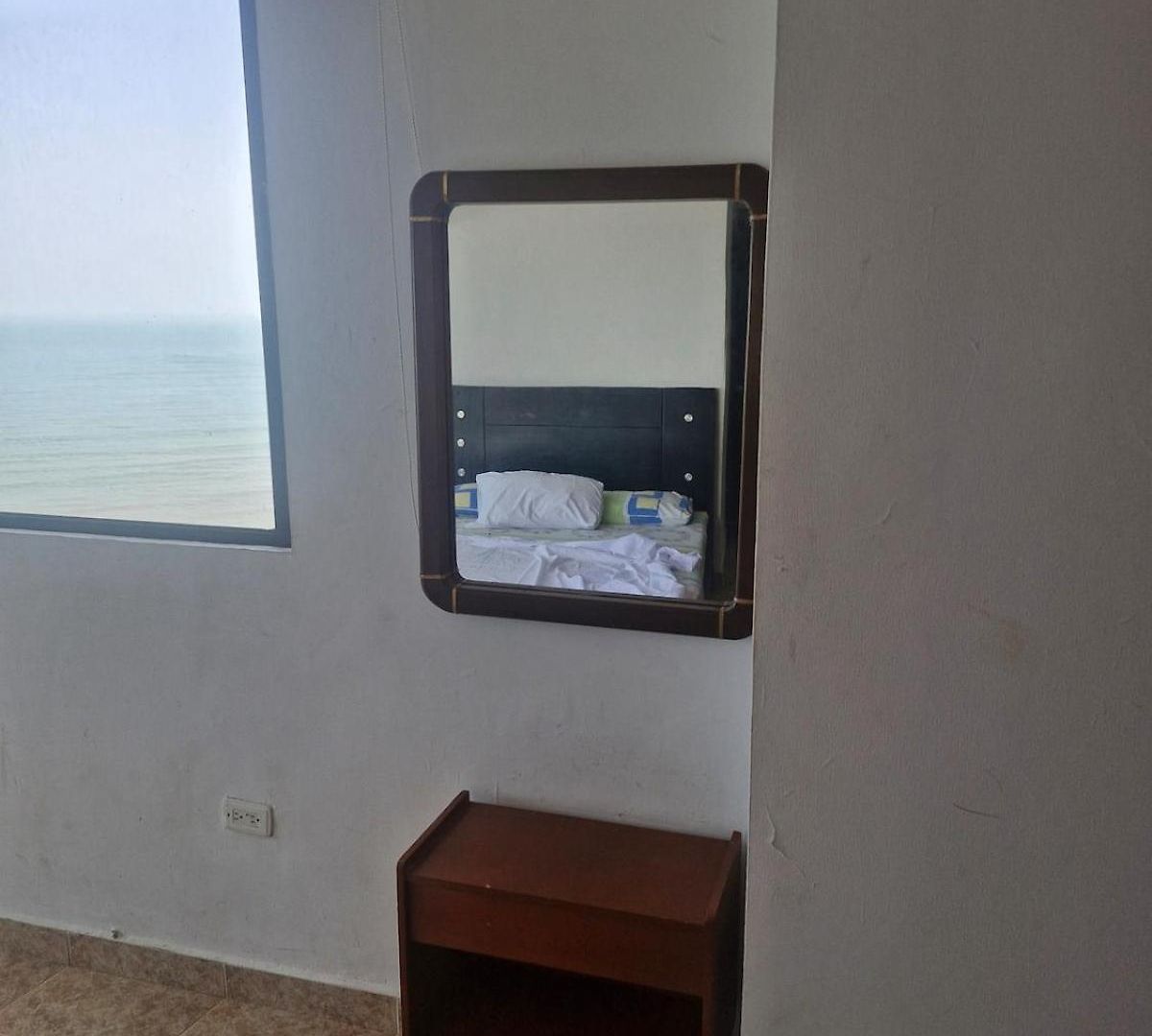 Beautiful And Spacious With Ocean Views Apartamento *
