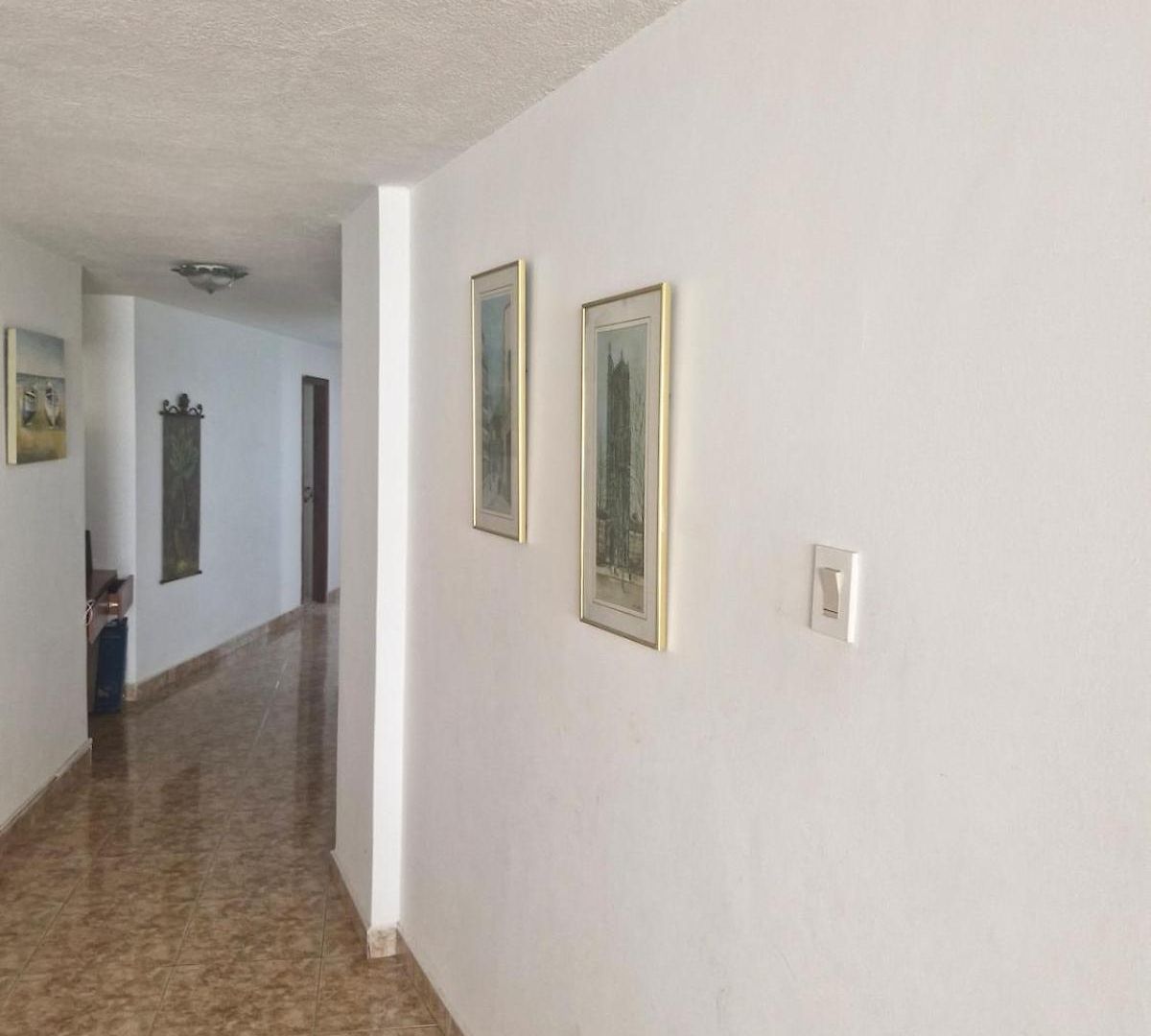 Beautiful And Spacious With Ocean Views