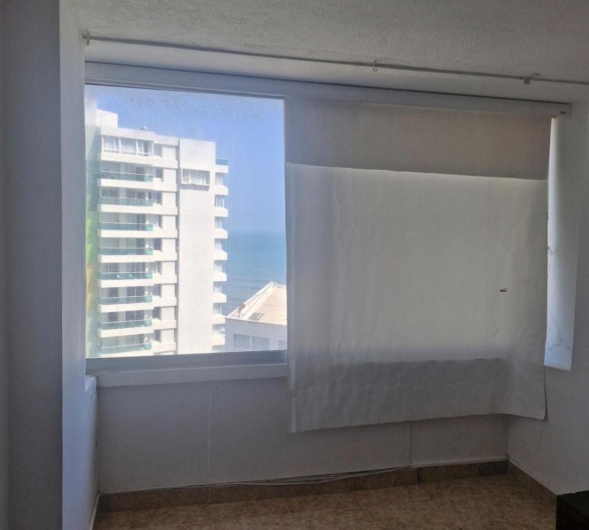 Beautiful And Spacious With Ocean Views Apartamento
