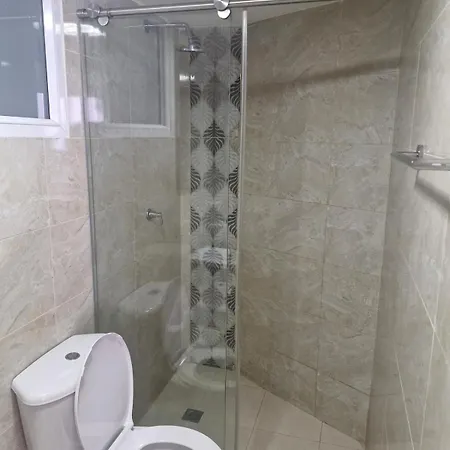 Beautiful And Spacious With Ocean Views *